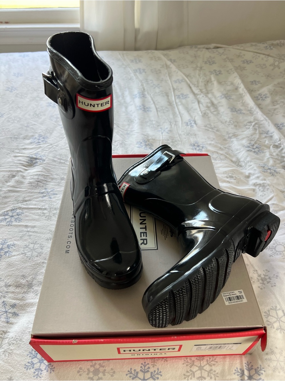 Hunter Women's Gloss Black Short Rain Boots with Side Buckle